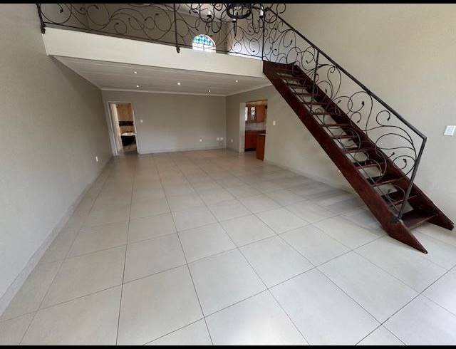 3 BEDROOM HOUSE FOR SALE IN GLEN ERASMIA